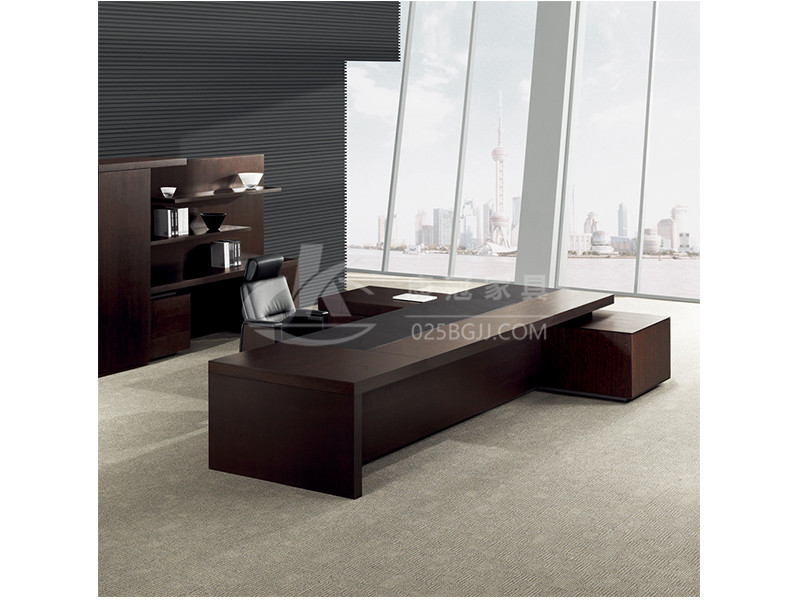 實(shí)木(mu)老闆(ban)槕(zhuo)-04