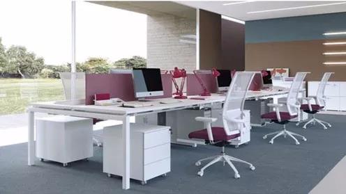 辦(ban)公槕椅該如何(he)選擇