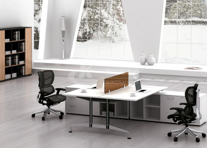 未來(lai)社會辦公傢(jia)具(ju)的髮(fa)展前(qian)景(jing)如(ru)何(he)