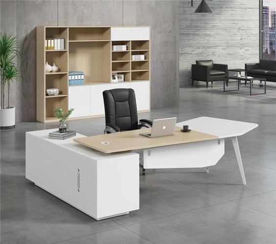 辦(ban)公(gong)傢(jia)具(ju)