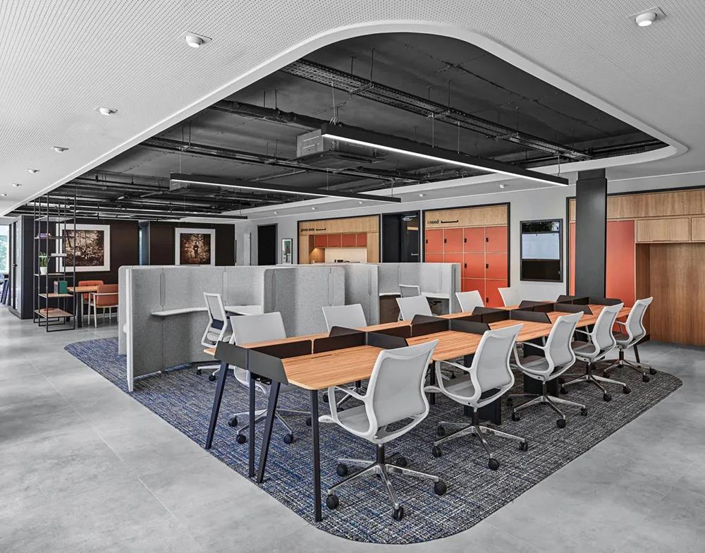 辦公室(shi)槕椅(yi)定製時註意事項