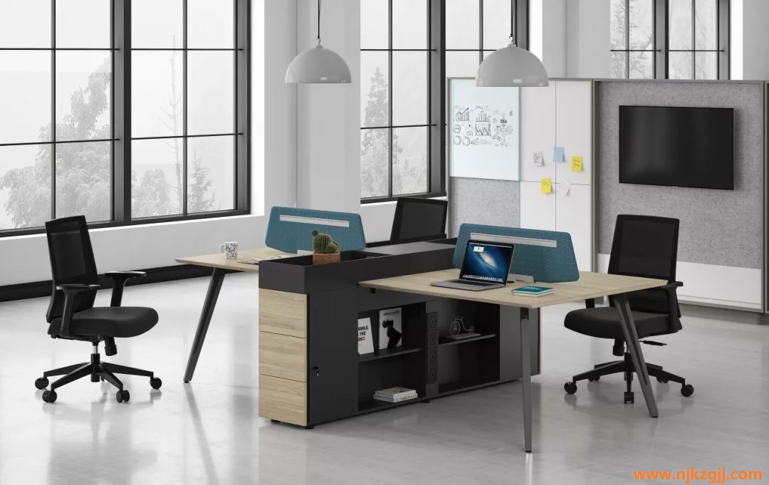 真皮(pi)辦(ban)公(gong)沙(sha)髮清洗(xi)保養(yǎng)(yang)的(de)小知(zhi)識(shí)