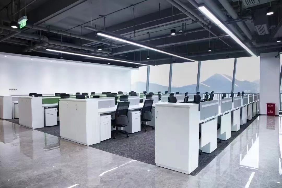 闆(ban)式辦(ban)公傢(jia)具(ju)的選購(gòu)(gou)常(chang)識(shí)