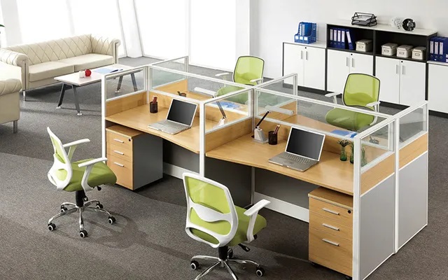 如(ru)何爲(wèi)您的辦公室挑選(xuan)一(yi)欵(kuan)高(gao)檔辦(ban)公(gong)沙(sha)髮